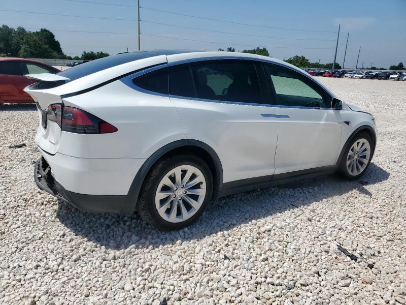 2020 TESLA MODEL X 5YJXCBE28LF268358