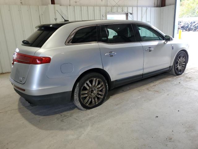 2016 LINCOLN MKT 2LMHJ5AT6GBL01824