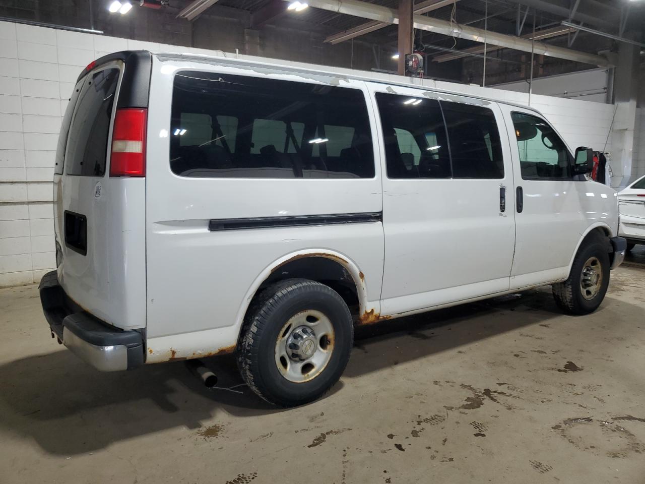 CHEVROLET EXPRESS LT