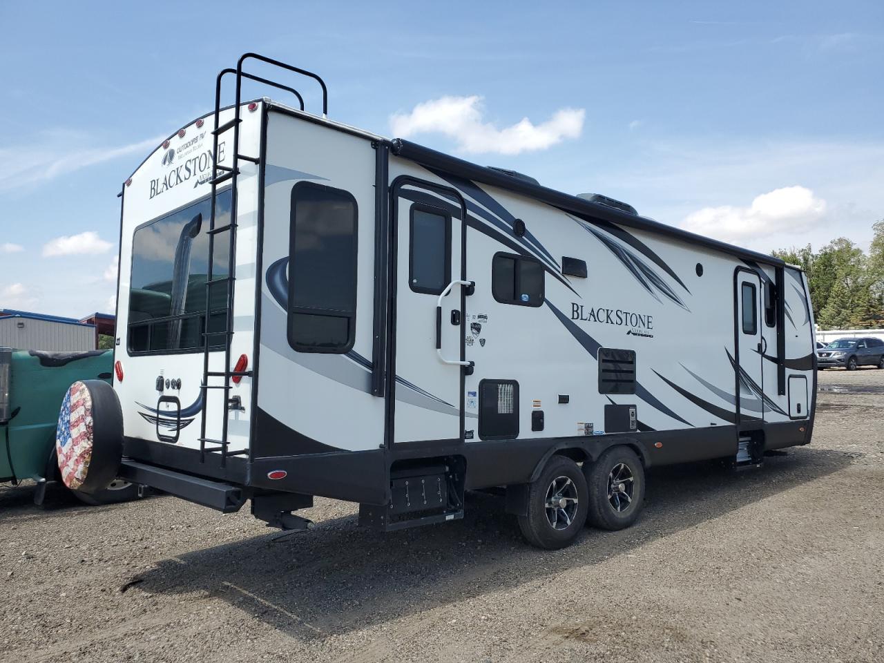 Lot #3213400755 2018 OUTDOORS BLACKSTONE