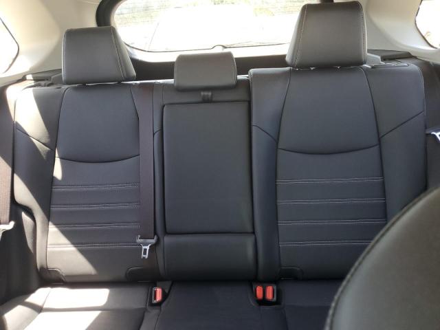 2019 TOYOTA RAV4 XLE P - JTMA1RFV6KD025781