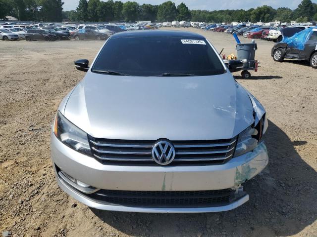 2015 VOLKSWAGEN PASSAT SE 1VWBT7A32FC074929
