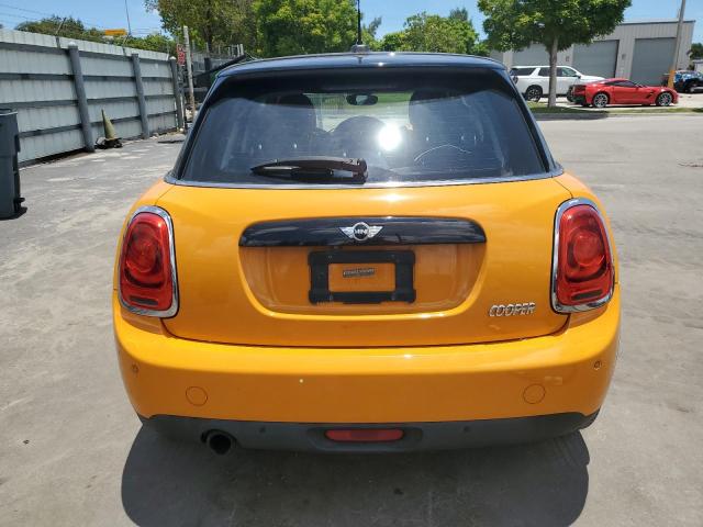 2018 MINI COOPER WMWXU1C57J2F79879