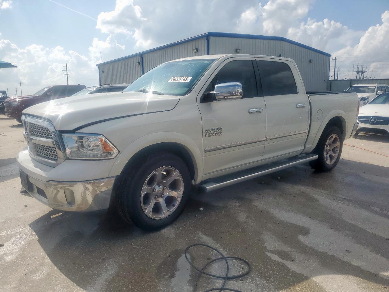 RAM 1500 LARAMIE