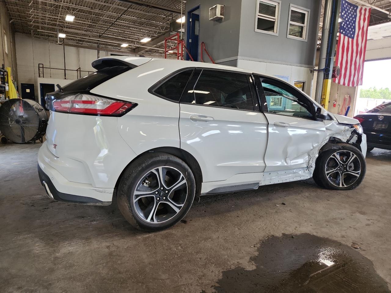 FORD EDGE ST