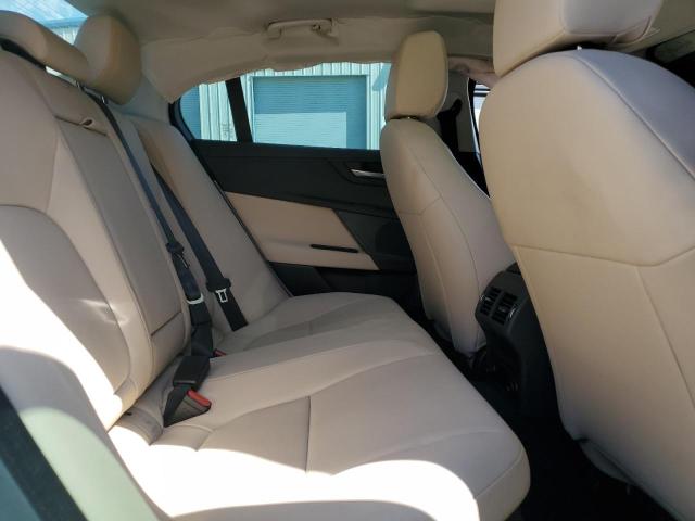 2017 JAGUAR XE PREMIUM SAJAD4BV0HA965165
