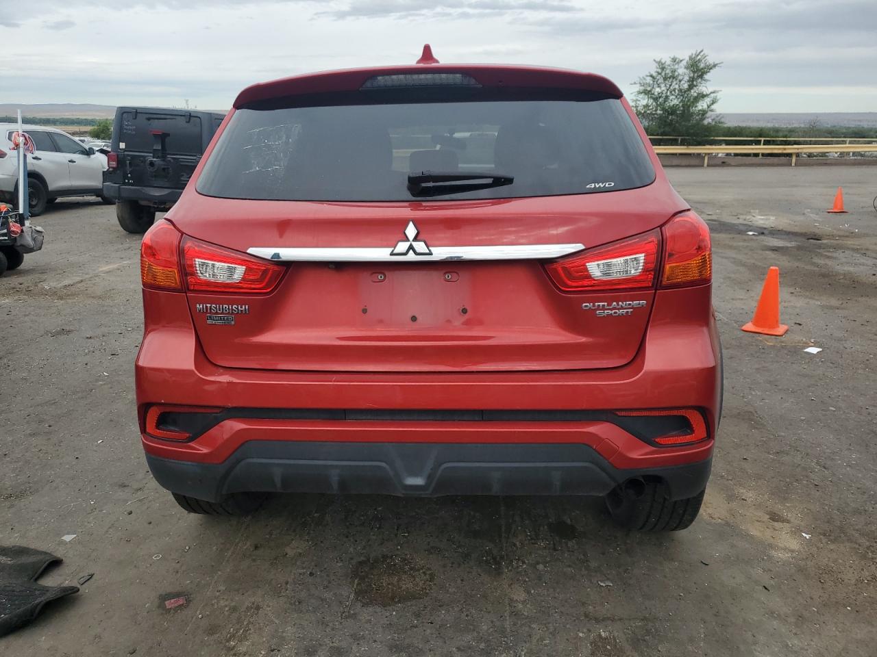 MITSUBISHI OUTLANDER ES