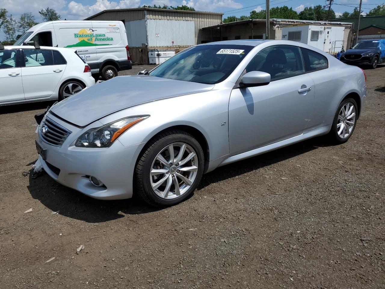 INFINITI Q60 JOURNEY