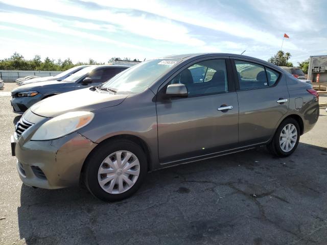 NISSAN VERSA S