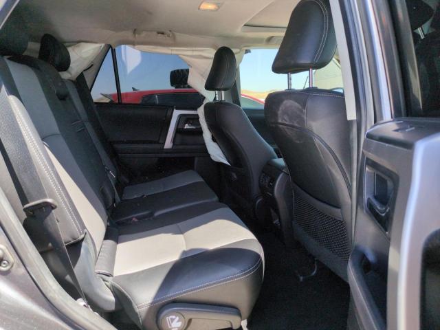 2020 TOYOTA 4RUNNER SR JTEBU5JR8L5777178