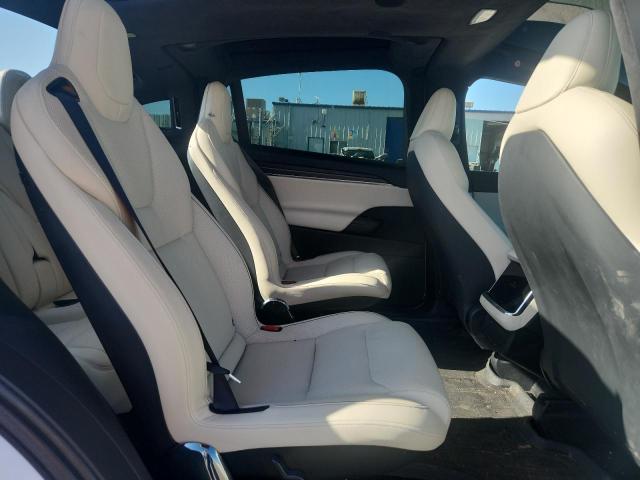2022 TESLA MODEL X 7SAXCBE65NF353098