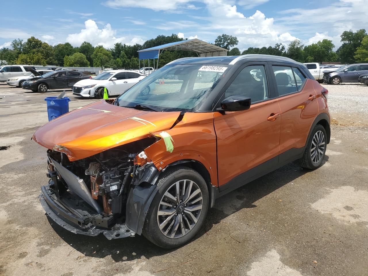 NISSAN KICKS SV