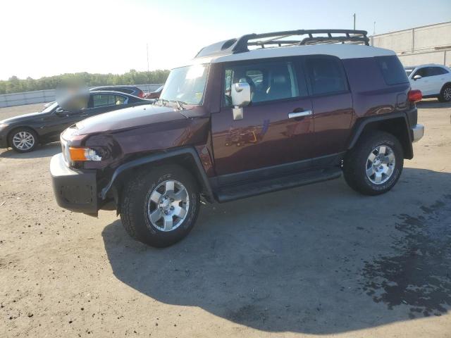 TOYOTA FJ CRUISER
