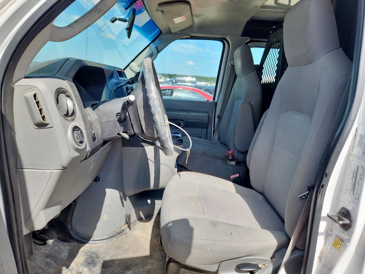 FORD ECONOLINE E150 VAN