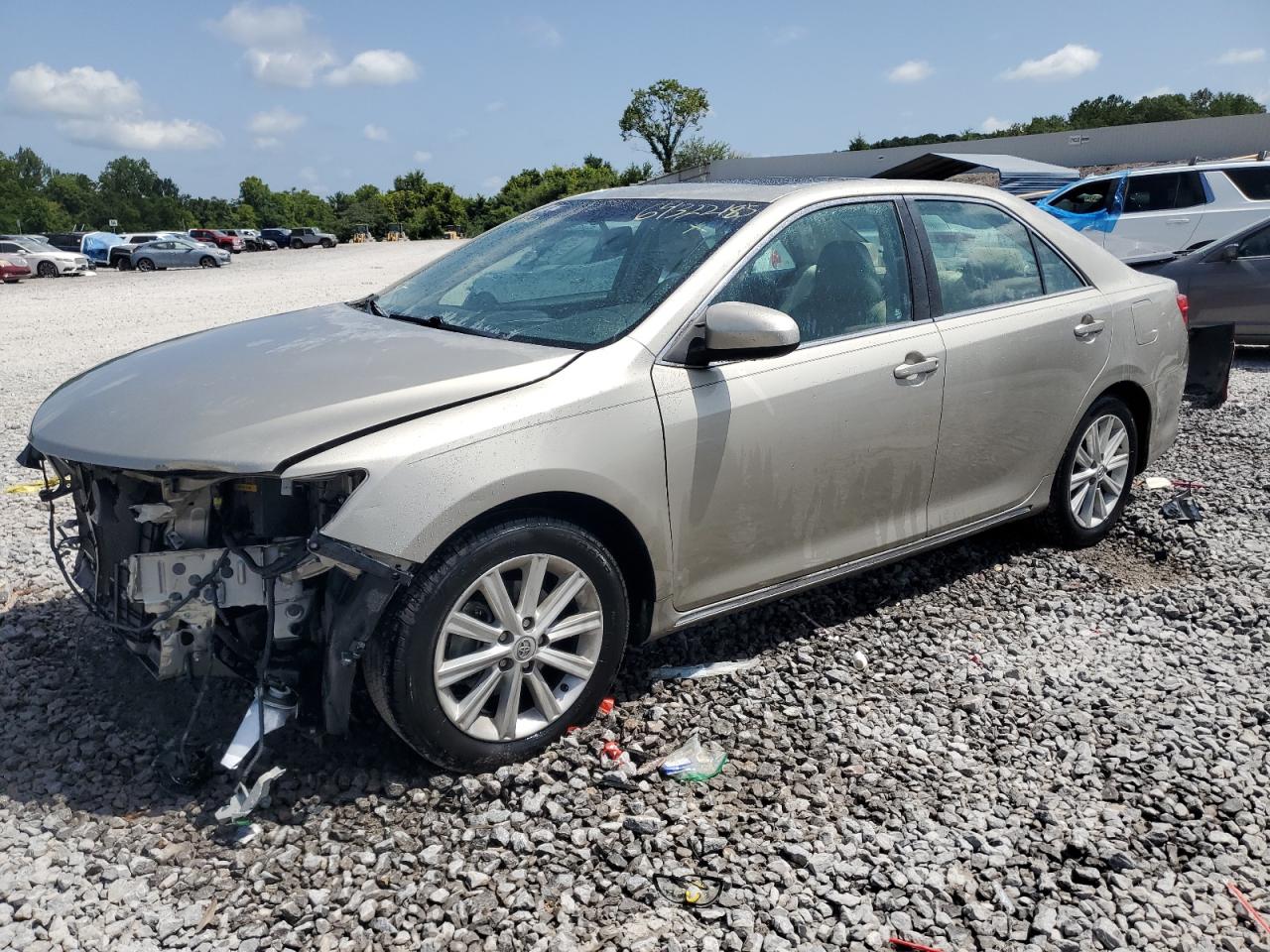 TOYOTA CAMRY L