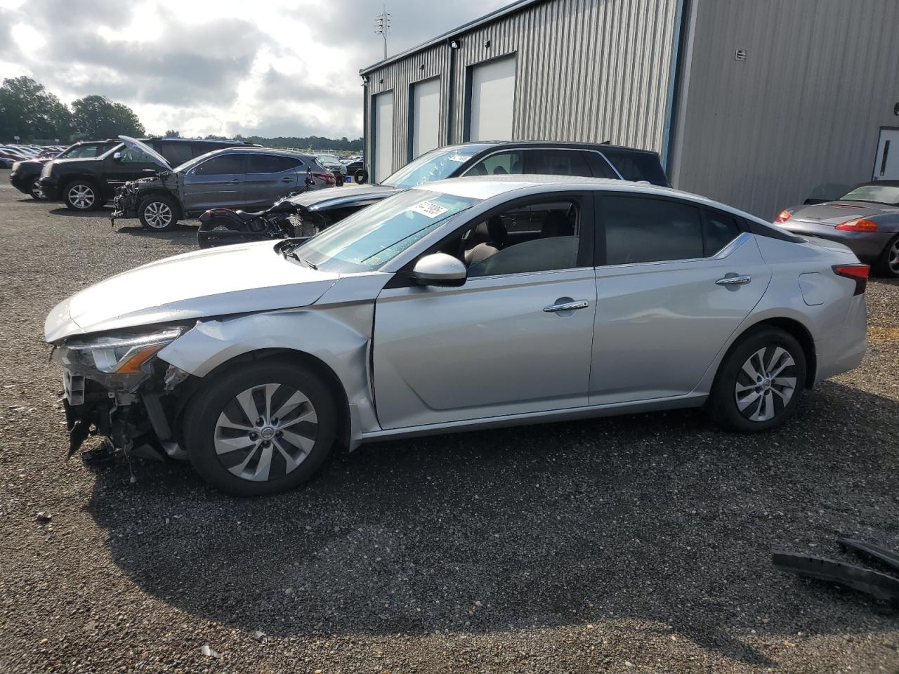 NISSAN ALTIMA S