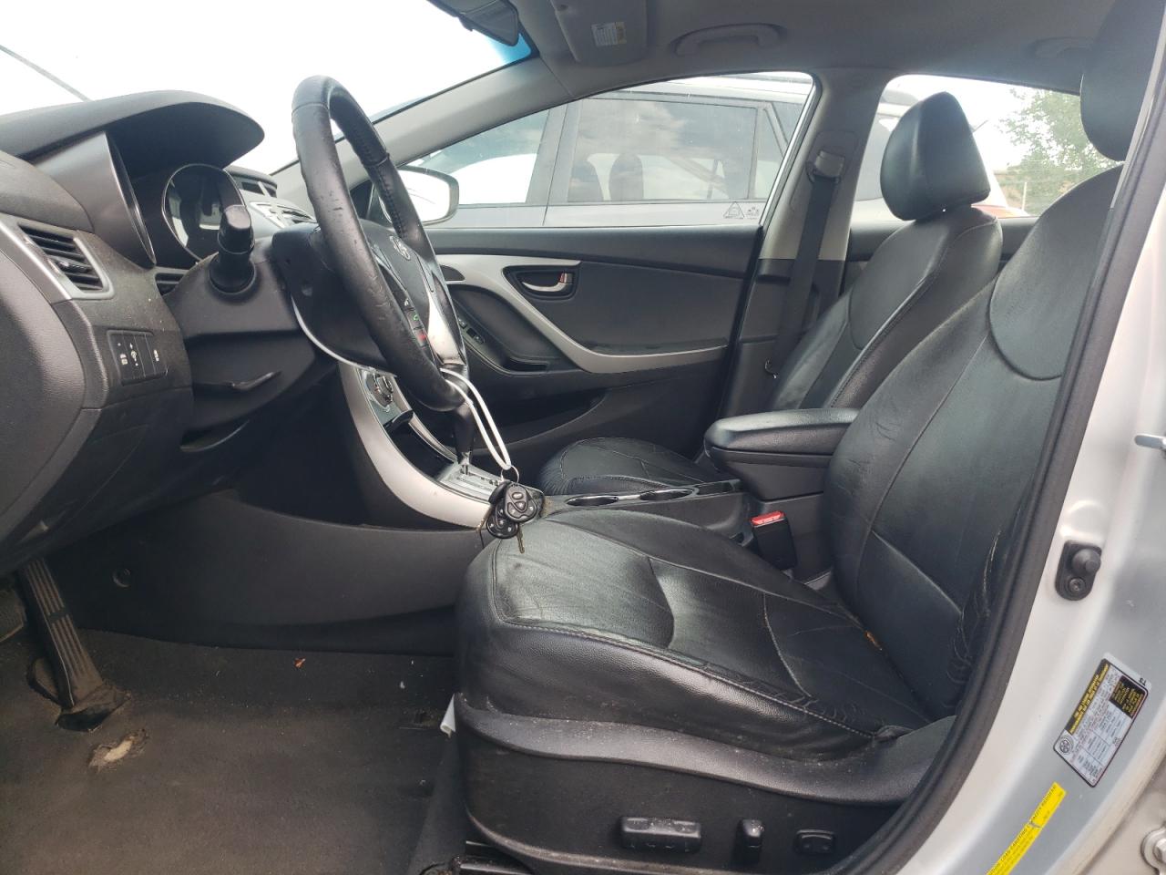 Hyundai Elantra gl 2013