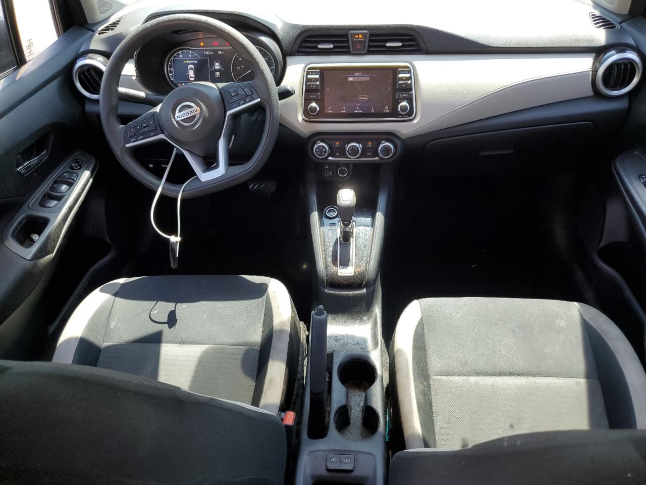 NISSAN VERSA SV