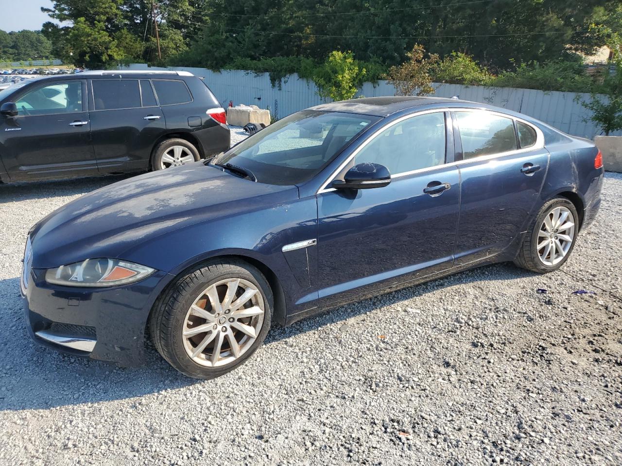 JAGUAR XF