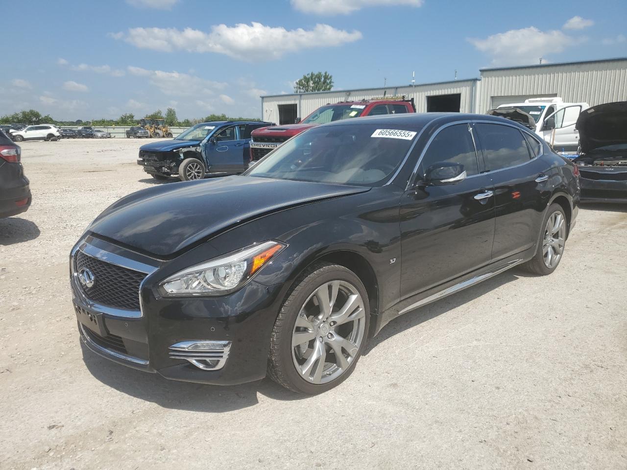 INFINITI Q70 3.7