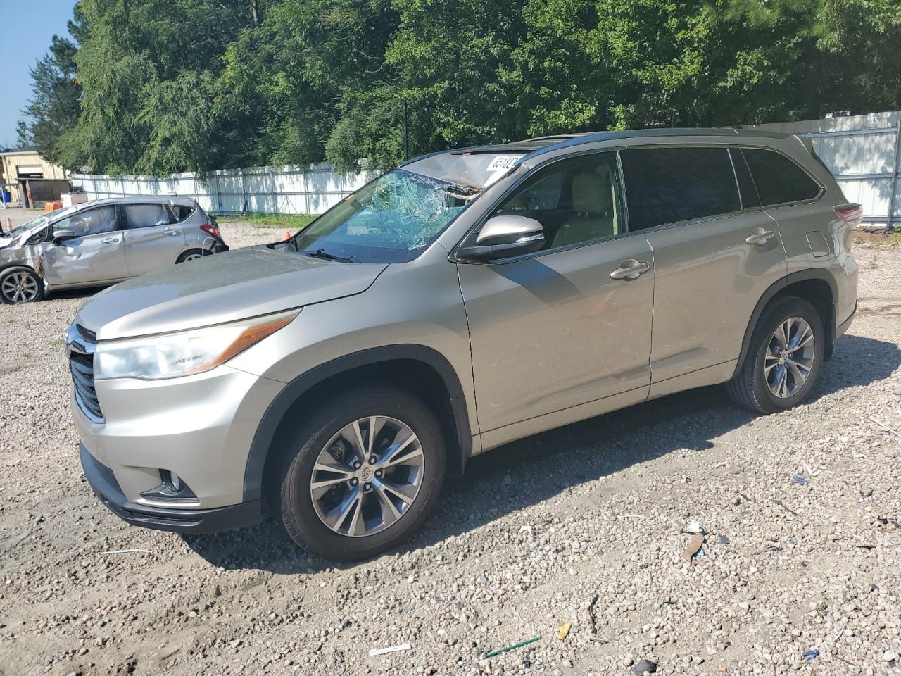 TOYOTA HIGHLANDER XLE