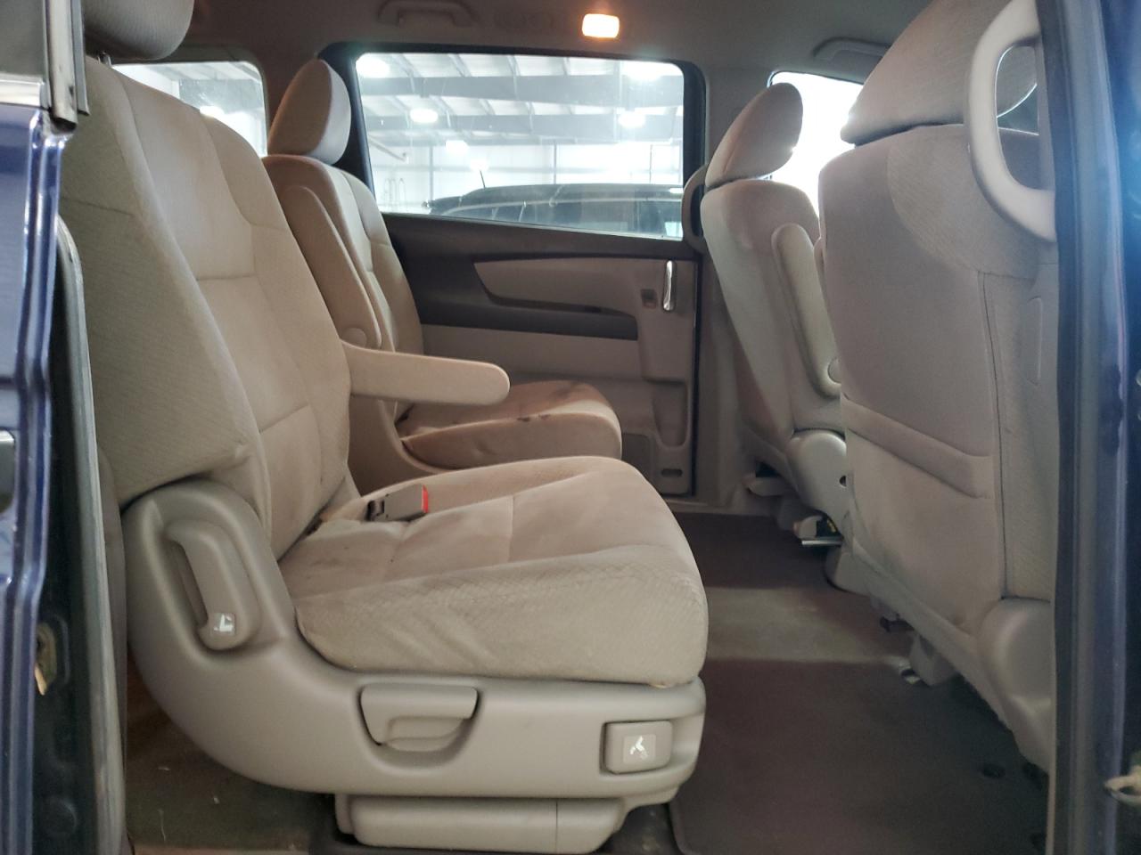 Lot #3298072178 2016 HONDA ODYSSEY LX