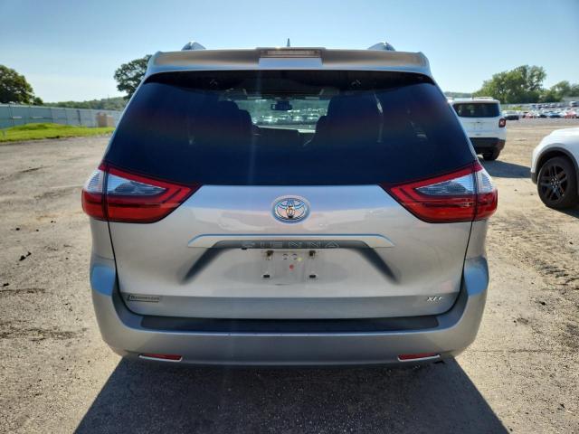 2020 TOYOTA SIENNA XLE - 5TDYZ3DC3LS024681
