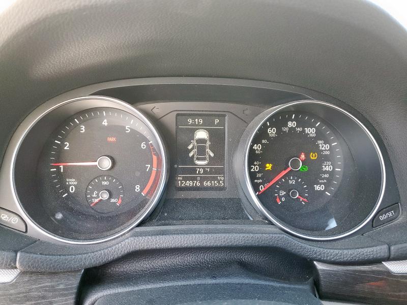 2018 VOLKSWAGEN PASSAT SE 1VWBA7A33JC009036