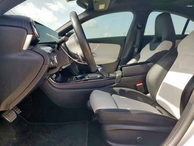 2021 MERCEDES-BENZ CLA 250 - W1K5J4GB7MN188418
