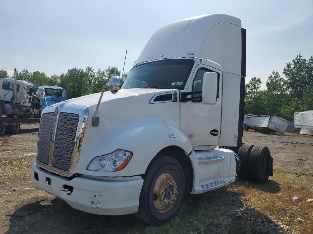 KENWORTH T680 2014 white tractor diesel 1XKYA48X4EJ402733 photo #3