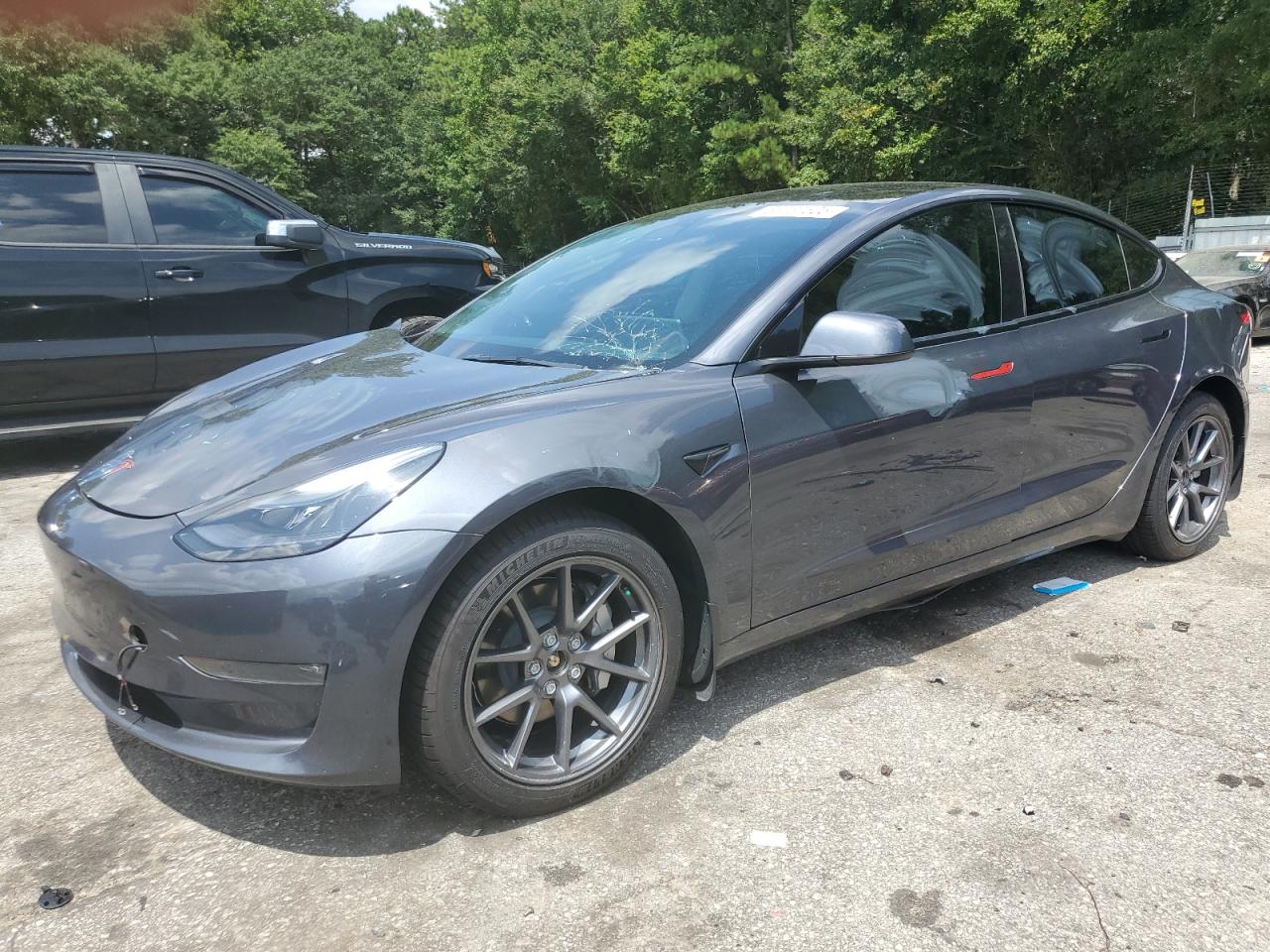 TESLA MODEL 3