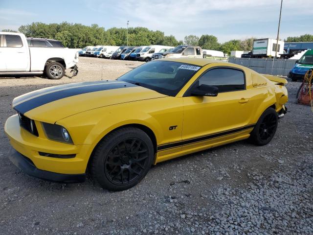FORD MUSTANG GT