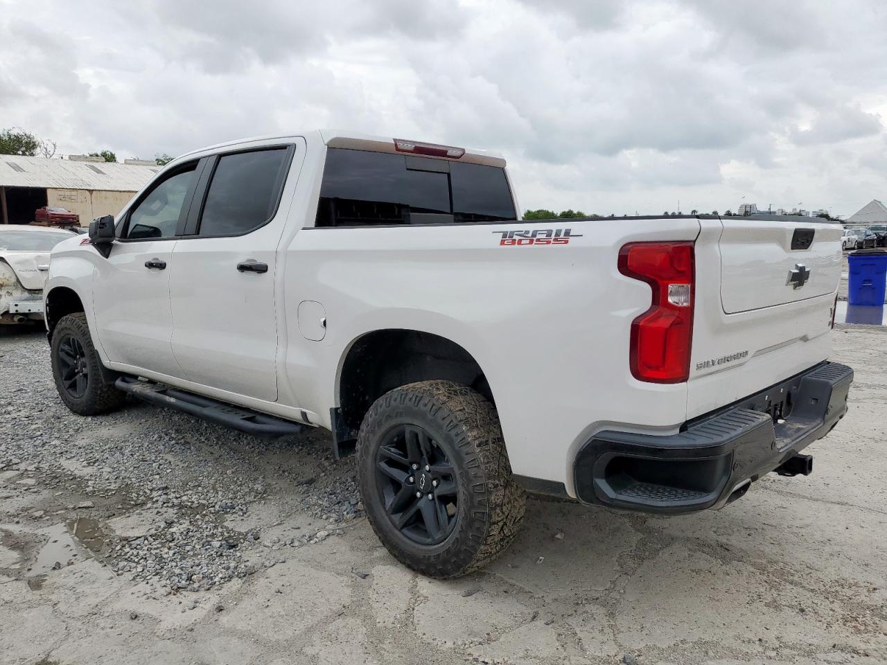 CHEVROLET SILVERADO K1500 LT TRAIL BOSS