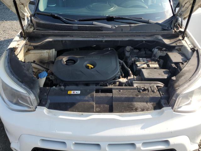 2015 KIA SOUL + KNDJP3A50F7135782