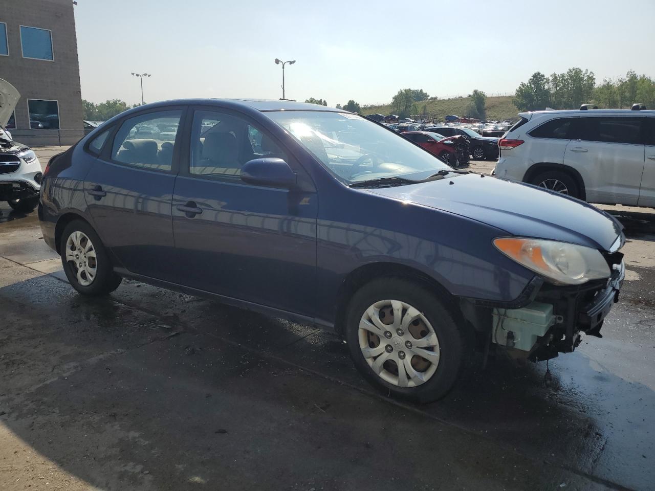 HYUNDAI ELANTRA BLUE