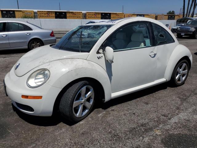 VOLKSWAGEN NEW BEETLE