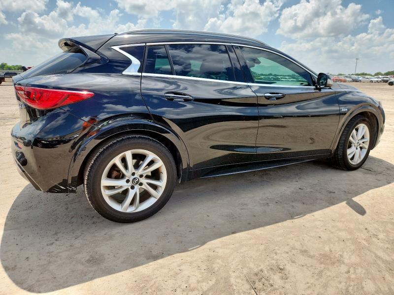 2017 INFINITI QX30 BASE SJKCH5CP1HA019543
