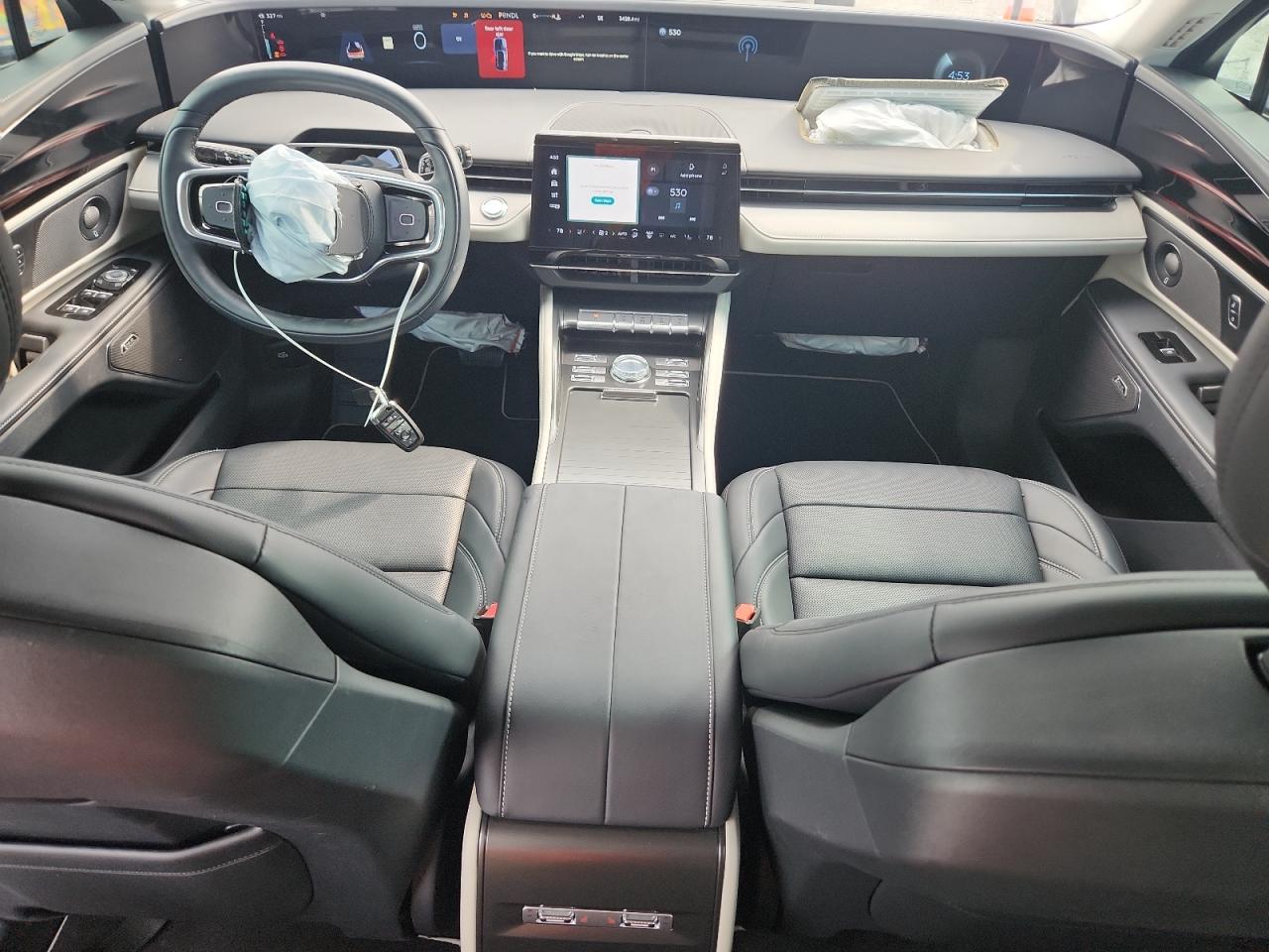 LINCOLN NAUTILUS PREMIERE