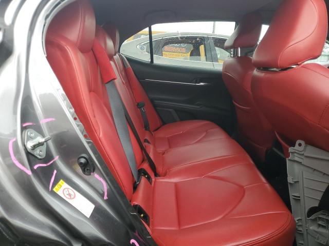 2018 TOYOTA CAMRY L 4T1B11HK1JU009944