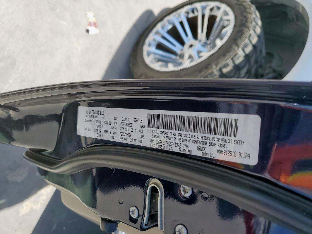 2016 RAM 1500 LARAM - 1C6RR6VT0GS241372