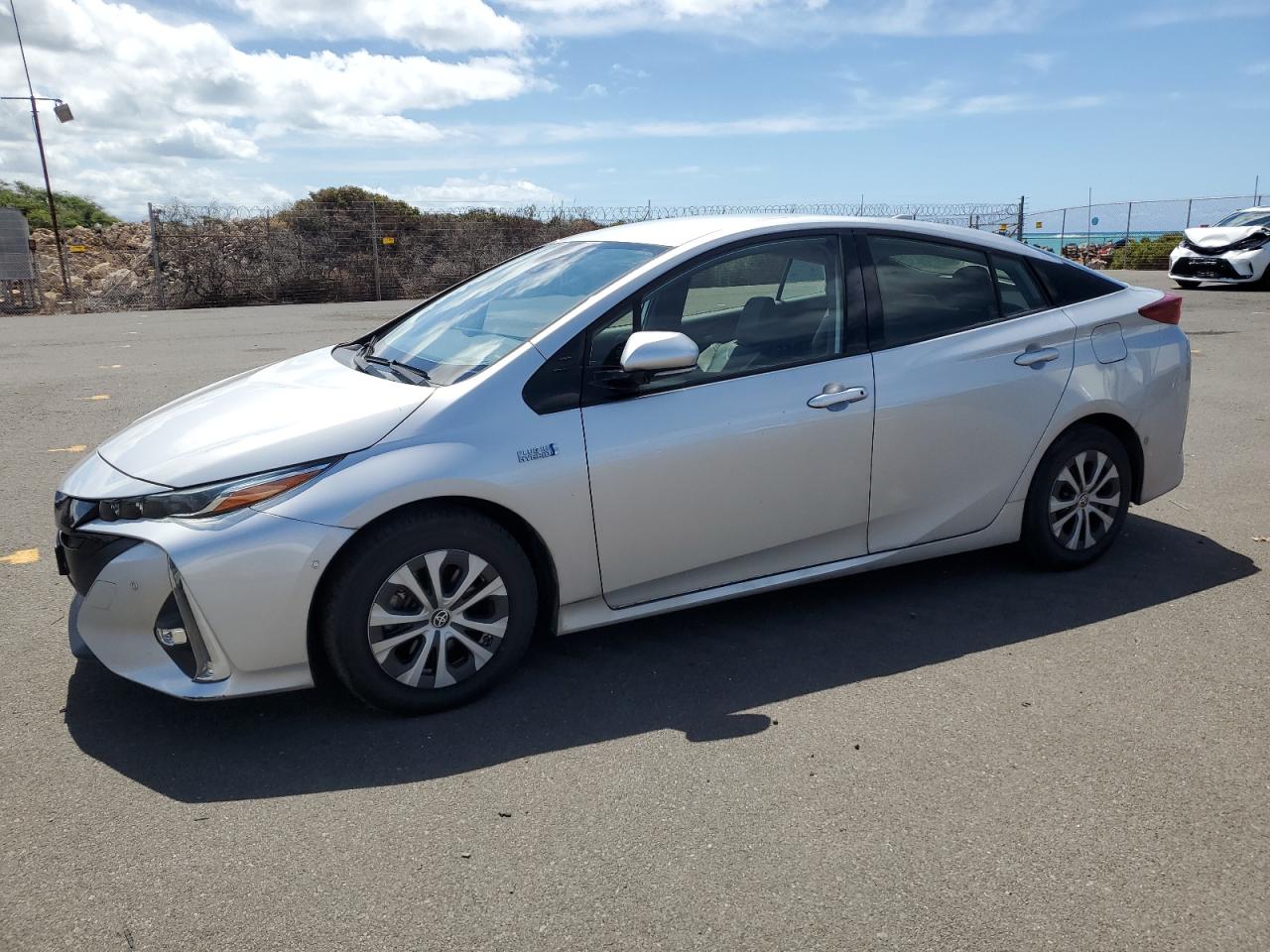 TOYOTA PRIUS PRIME LE