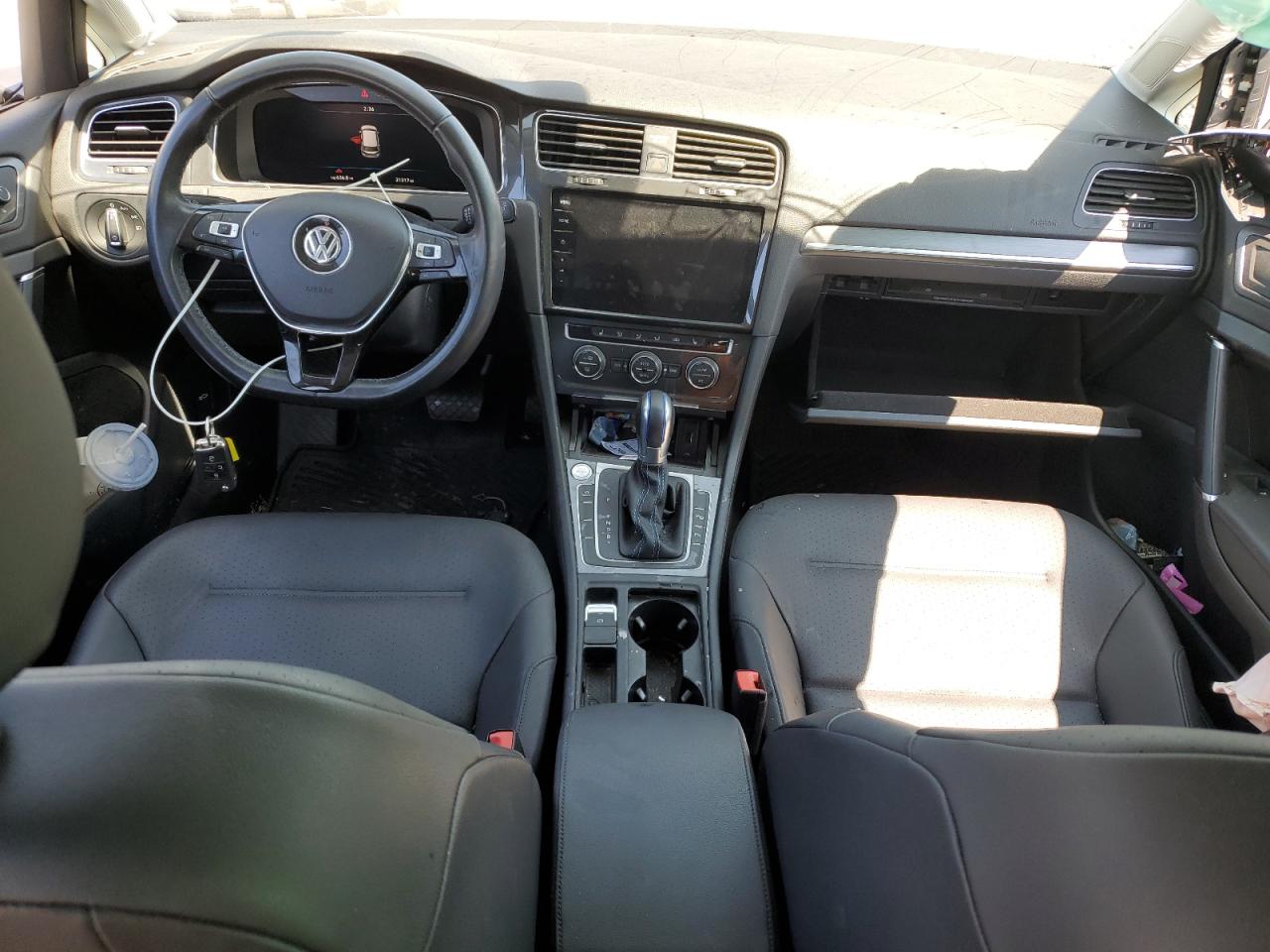 VOLKSWAGEN E-GOLF SEL PREMIUM