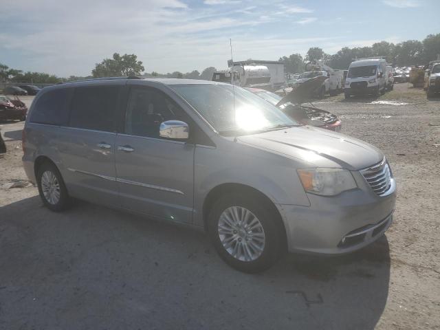 2014 CHRYSLER TOWN & COU - 2C4RC1GGXER212344