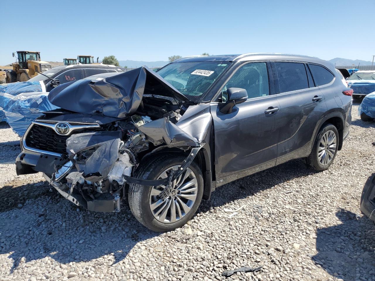 TOYOTA HIGHLANDER PLATINUM