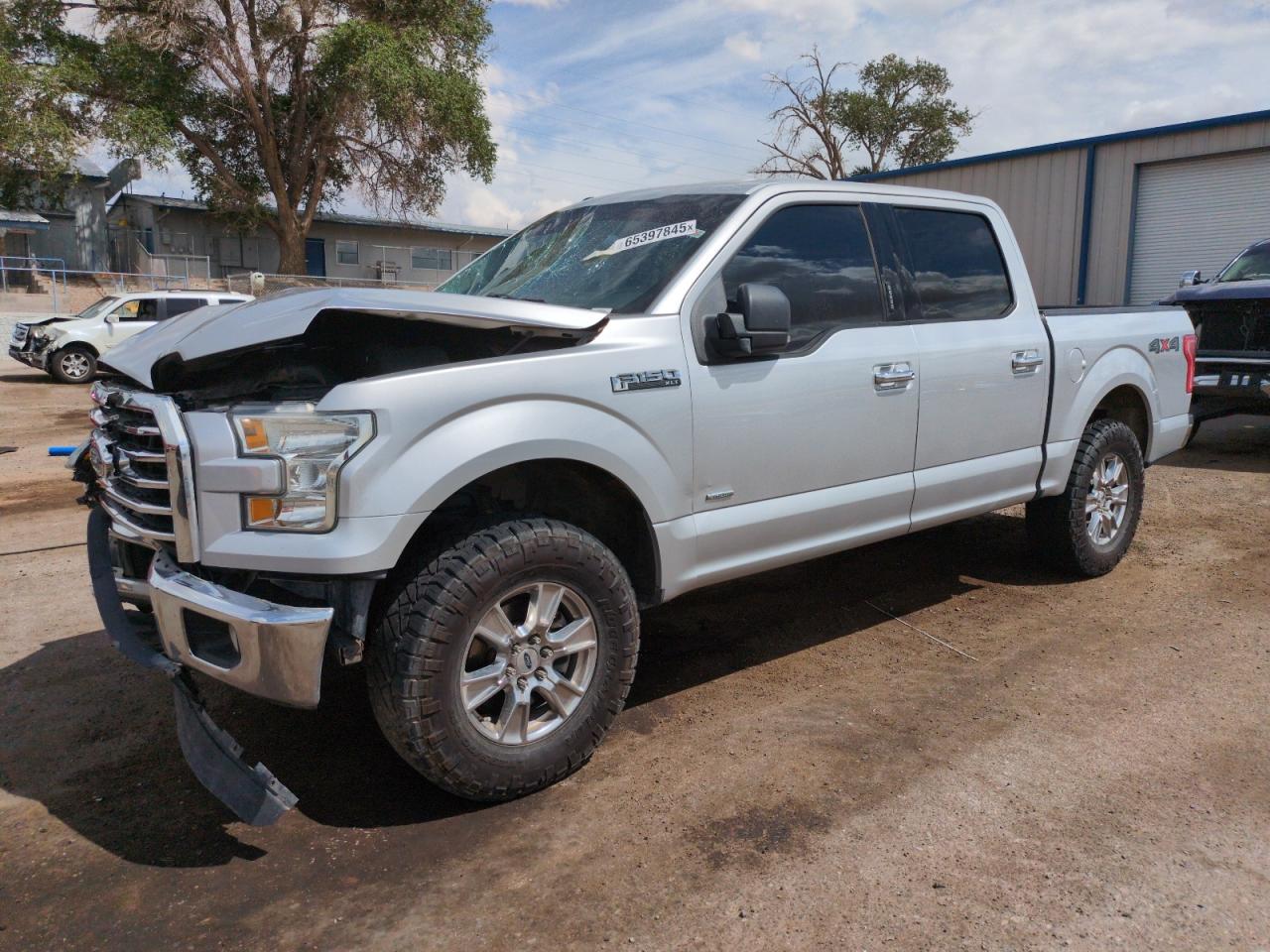 FORD F-150 SUPERCREW
