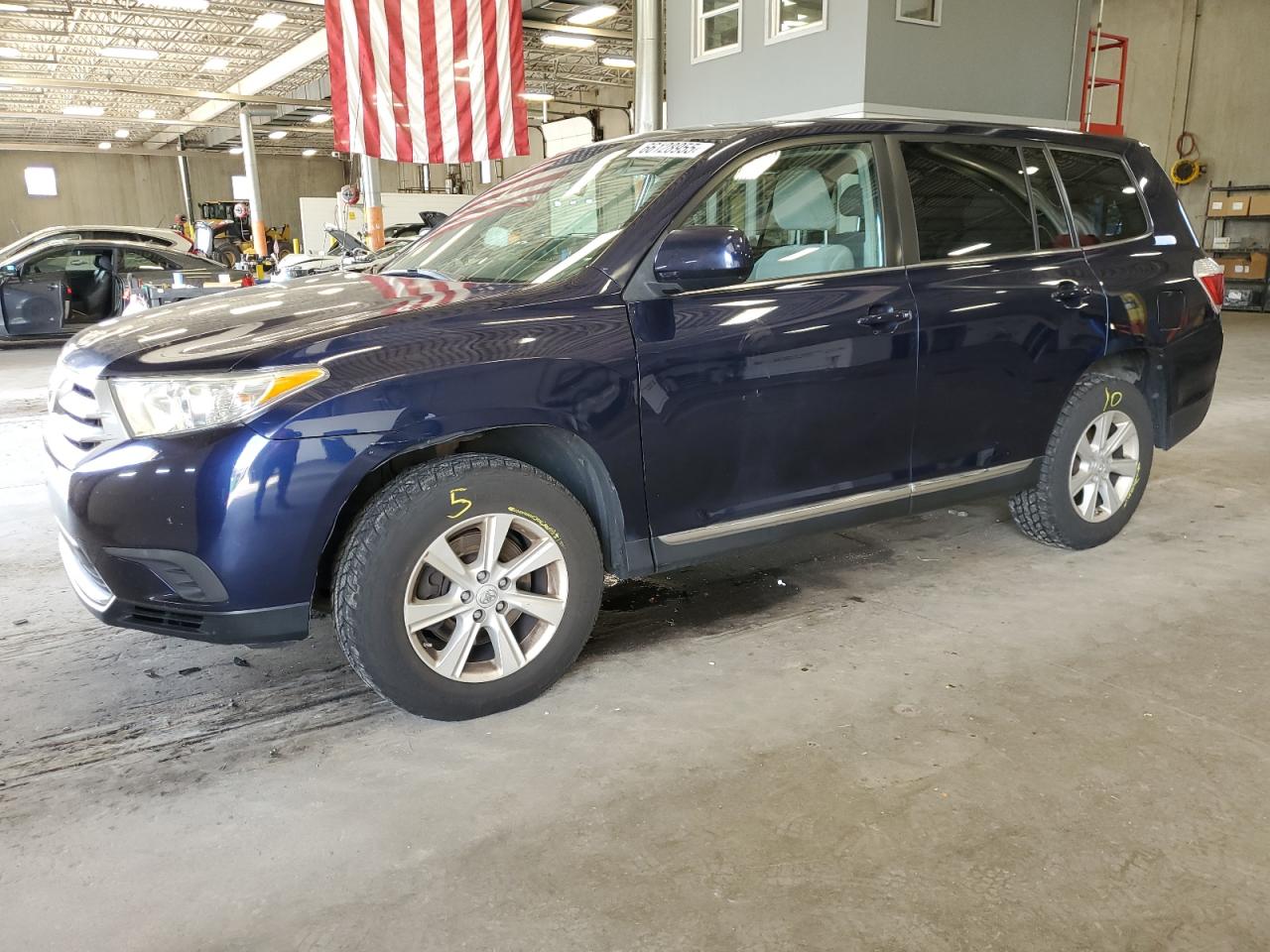 TOYOTA HIGHLANDER BASE
