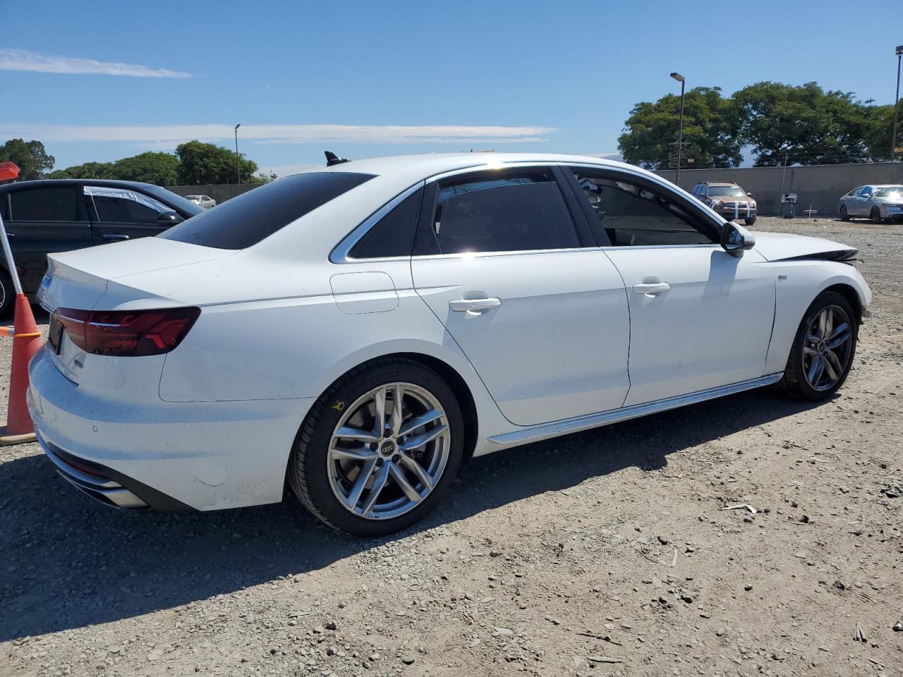 AUDI A4 PREMIUM PLUS 45