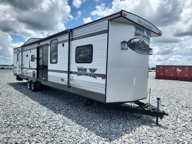 FRRV TRAVEL 2015 two tone   4X4TWDB27FM054733 photo #1