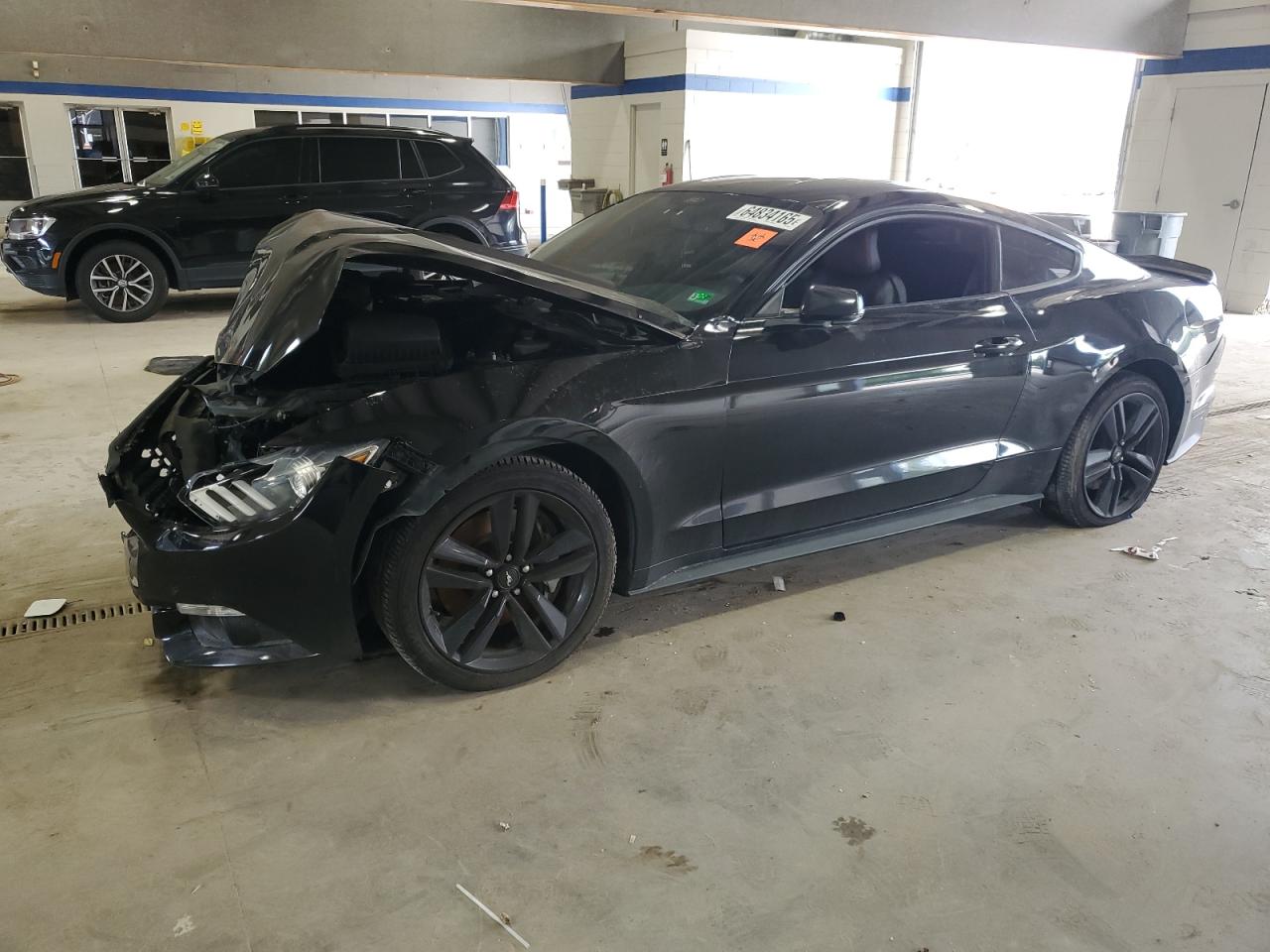 FORD MUSTANG