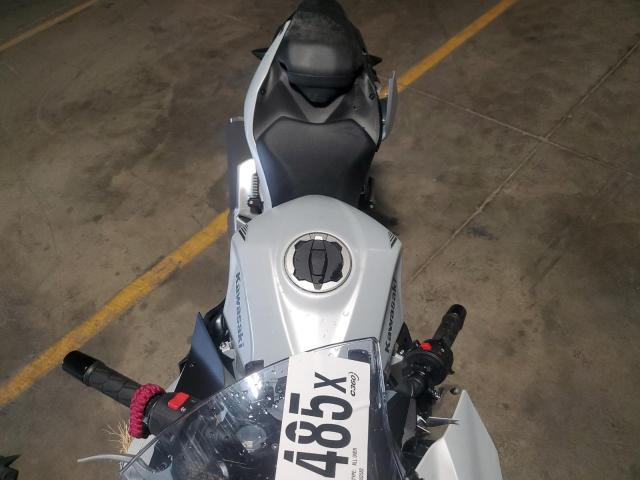 2025 KAWASAKI EX500 ML5EXGG17SDA52582